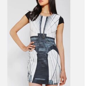 Blue Juice Black and White Brooklyn Bridge Illusion Bodycon Dress Size S